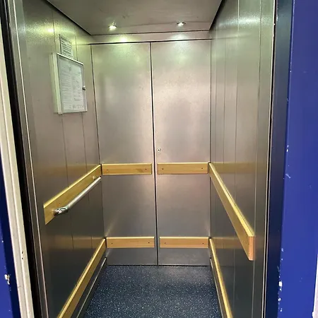 1607 - * 克伦胡森